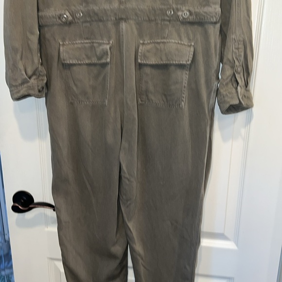 Carly Jean Los Angeles Charlie Jumpsuit in Green - Picture 11 of 11